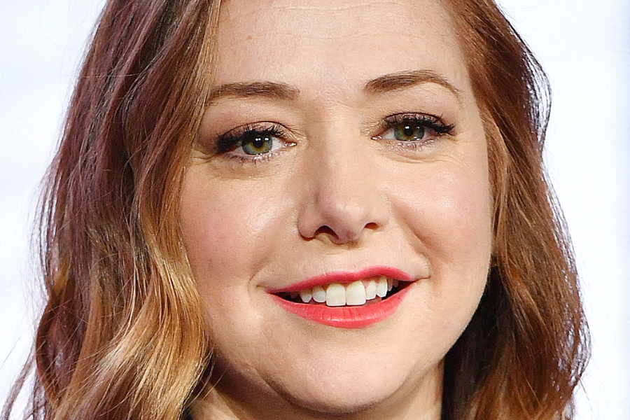 alyson hannigan net worth